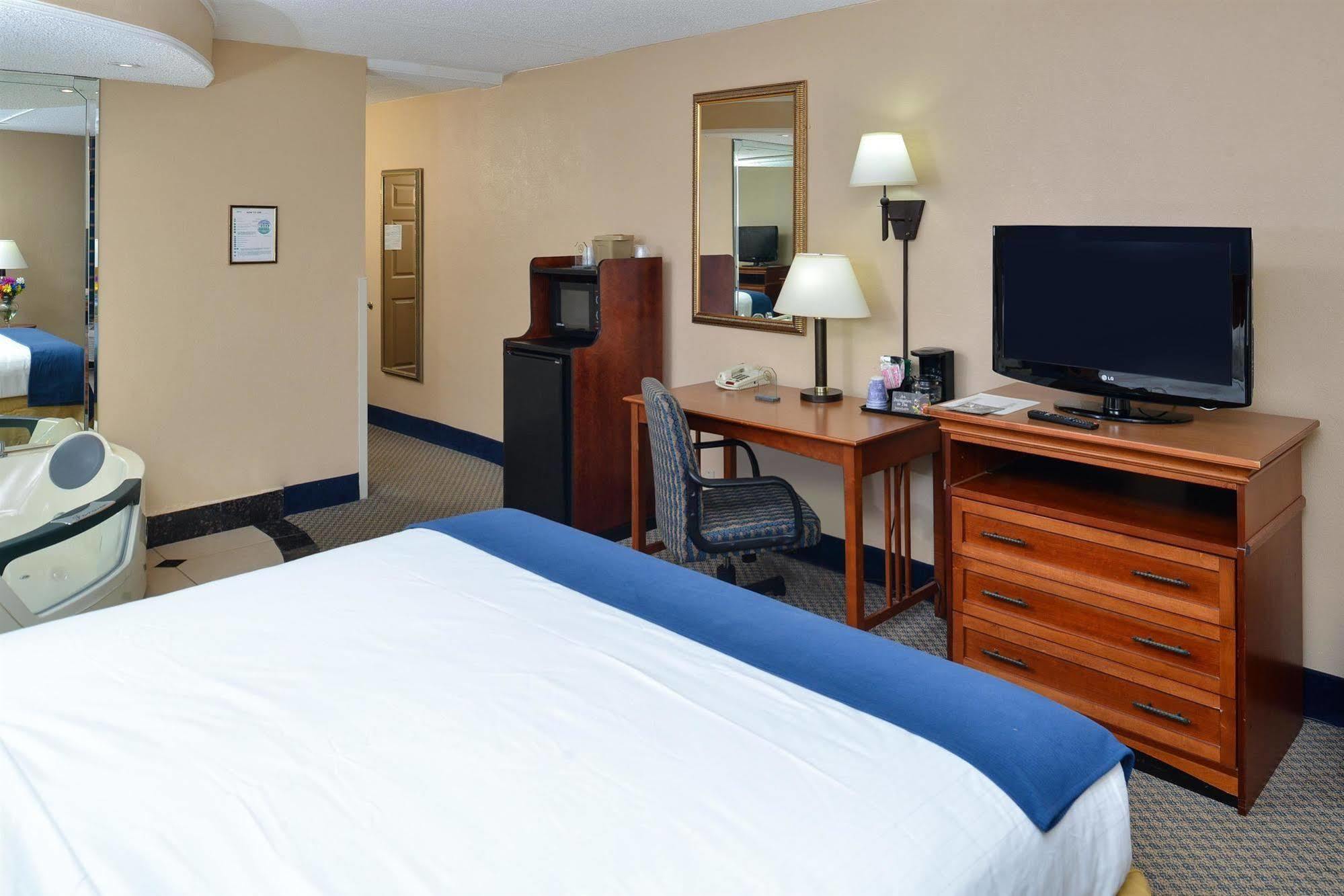 Red Roof Inn & Suites Macon Exterior foto