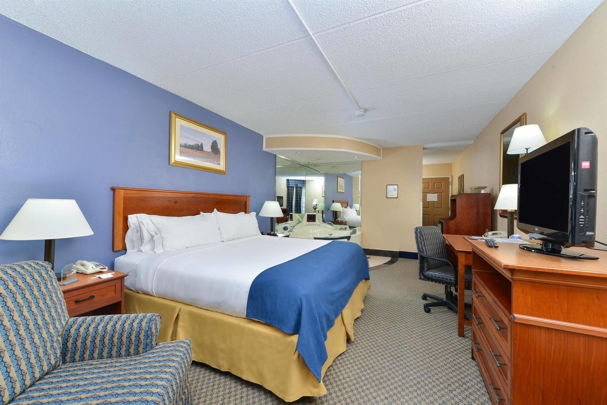 Red Roof Inn & Suites Macon Exterior foto